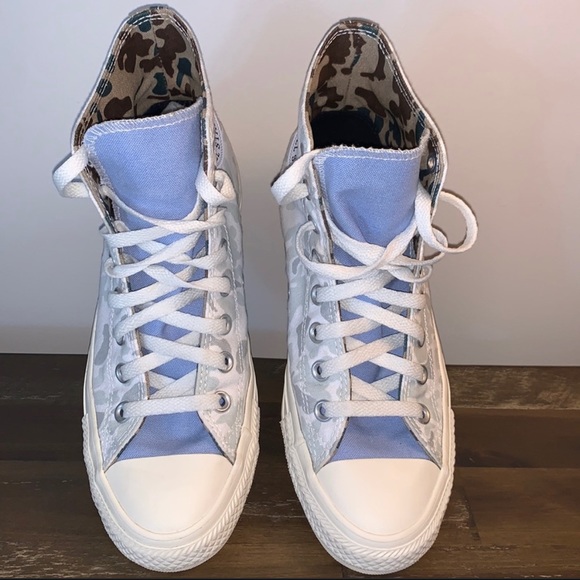 Totally Rad Custom Camo Converse! M 6.5, W 8.5! - Picture 3 of 8